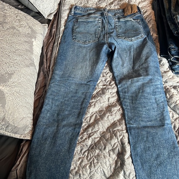 American eagle jeans. only worn a handful of times, like new. - Picture 2 of 2